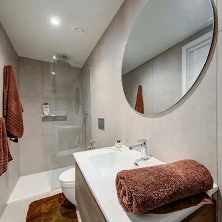 Apartament Modern 1br With Pool Access In St Julians St. Julian's