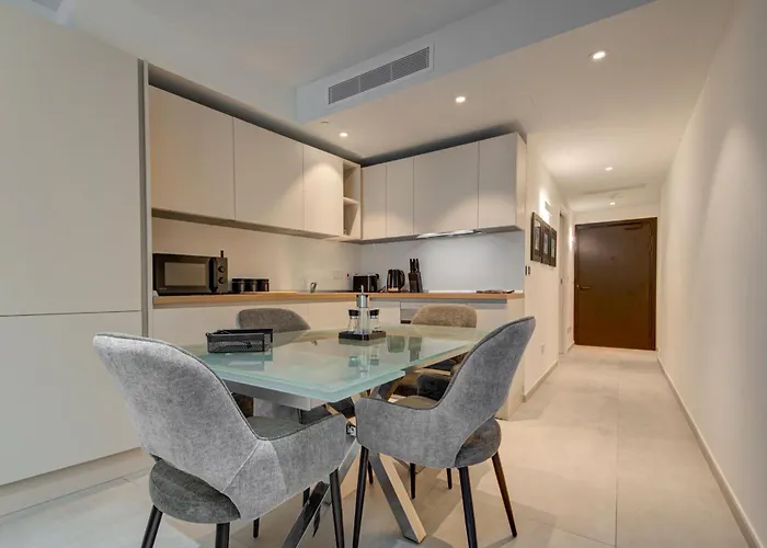 Modern 1br With Pool Access In St Julians Apartament