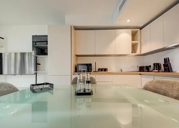 Modern 1br With Pool Access In St Julians * St. Julian's