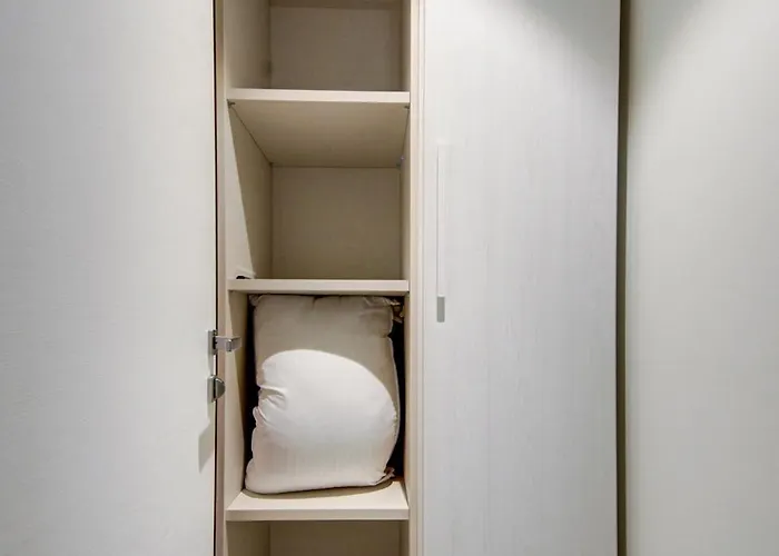 Apartament Modern 1br With Pool Access In St Julians